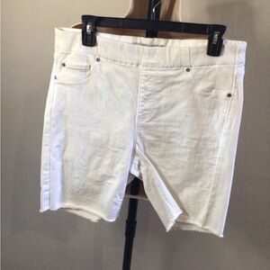 Liverpool Women's Chloe Pull-On Bermuda Rolled Cuff size 10